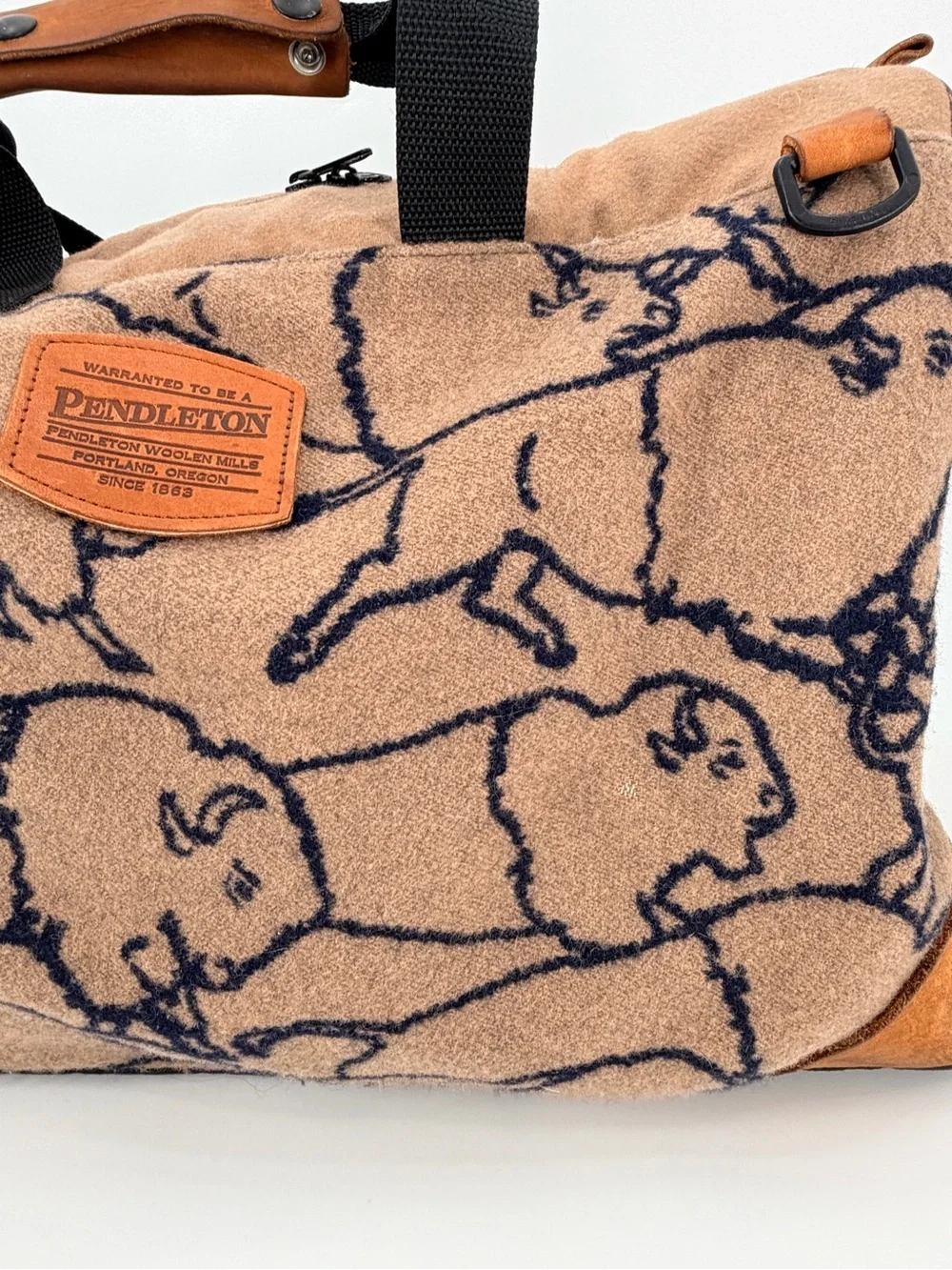 Vintage Pendleton Buffalo Wool Leather Duffle Overnight Bag FLAWS